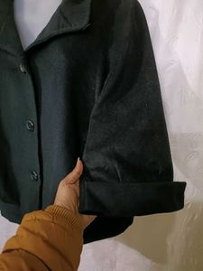 Crocodile 🐊Original Cropped Pae Coat 🖤