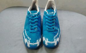 FOOTBALL SHOES