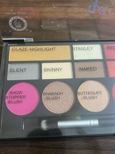eyeshadow , highlighter and blush Palette