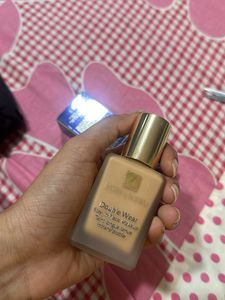 ESTEE LAUDER FOUNDATION SHADE 4W1