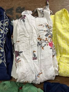 Assorted Women's Kurtas