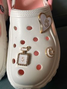I am Selling New Crocs