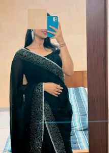 Black saree with streched blouse boat neck 🖤