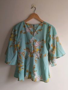 Beautiful Bell Sleeves Short Top