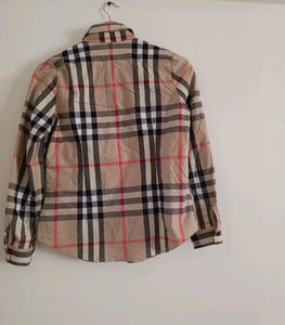 Burberry Model Shirt❤️