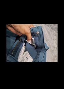 🤩🤩||Men Blue Slim Fit Chinos|||