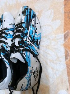 NIVIA Football Shoes