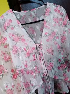 SAVANA Ruffle Blouse