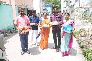 Blue With Pink Arani Soft Silk Saree....