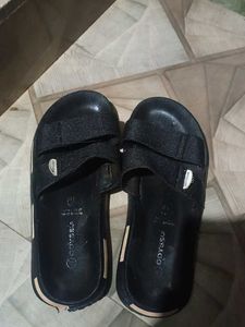 Odyssia Black Sandals