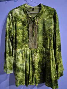 Green Tie-Dye Tunic Top