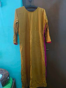 Embroidered Pink Kurta
