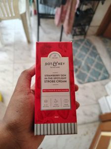 Dot And Key Strobe Cream