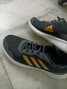 Adidas Shoes Size 8