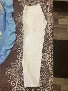 White Jeggings (measurement Attacched In Picture)