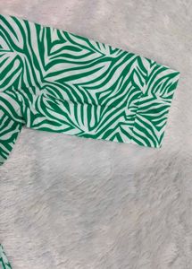 ✅🆕BRAND New Stylish Pista green Coord Set🆕✅