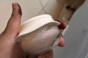 Dot &amp; Key Eye Cream