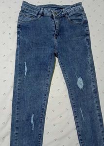 Distressed Skinny Jeans