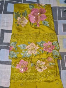 Elegant Embroidered Kurta Sets | L Size