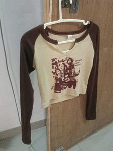 Cute Graphic Print Crop Top Size S