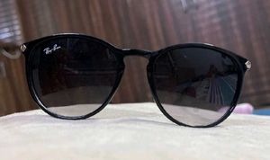 RAY-BAN Sunglasses 😎