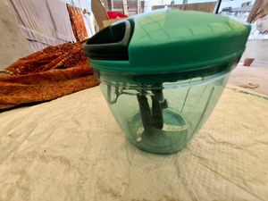 Handy Green Food Chopper