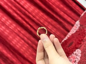 Mini Hearts Ring