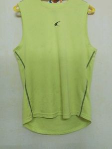 Sleeveless Active T-Shirt