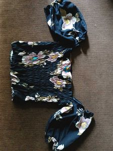 Floral Off-Shoulder Crop Top