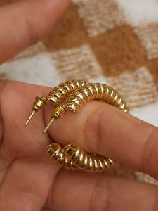 Golden Hoops