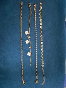 Bracelet set of 4