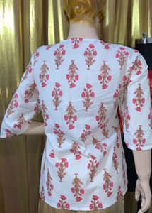 Beautifull Short Kurti Daily/office Use