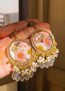 Raisin Art Earrings Floral