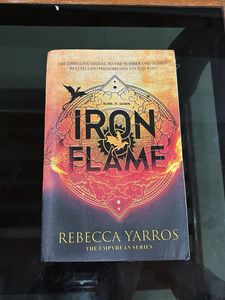 Iron Flame by Rebecca Yarros