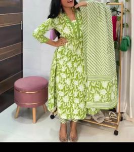 Elegant Green Kurta Set