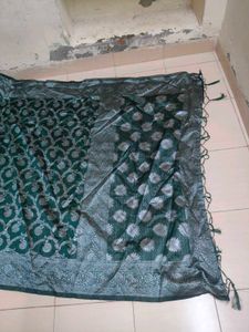 Ready To Wear  Without Peticoat Plates Attached