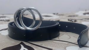 Beautiful Metallic Black Belt
