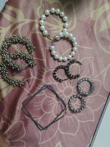 Earings