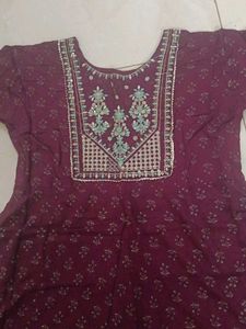 .Embroidered Kurta