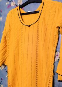 Yellow 🟡kurti