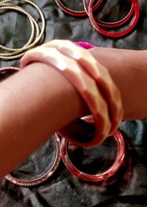 Classy Bangles 🎀