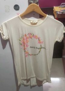 COMBO OF RED TOP AND WHITE GINI &amp; JONY T SHIRT