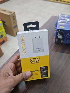 85 W Charger