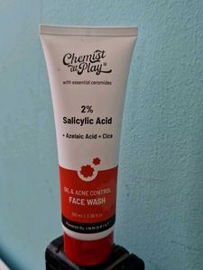 2% Salicylic Acid Face Wash For Oily Skin