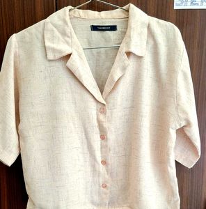 Tailored Fit Button-Down Top