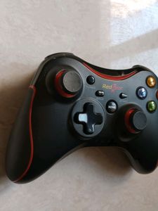 With Invoice Redgear Wireless Gamepad