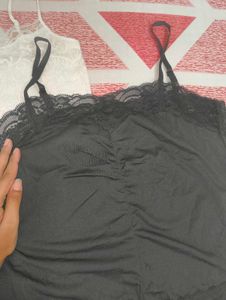 Lace Trim Cami Tanks - Black &amp; White