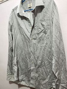 Men Shirt (39/40 m Size)