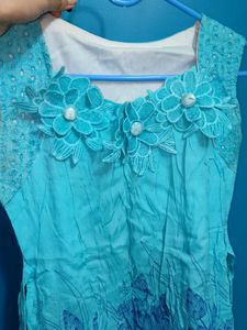 Women&#39;s Top 💙