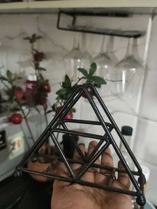 Napkin Holder–Triangle Design-Wrought Iron-Black.